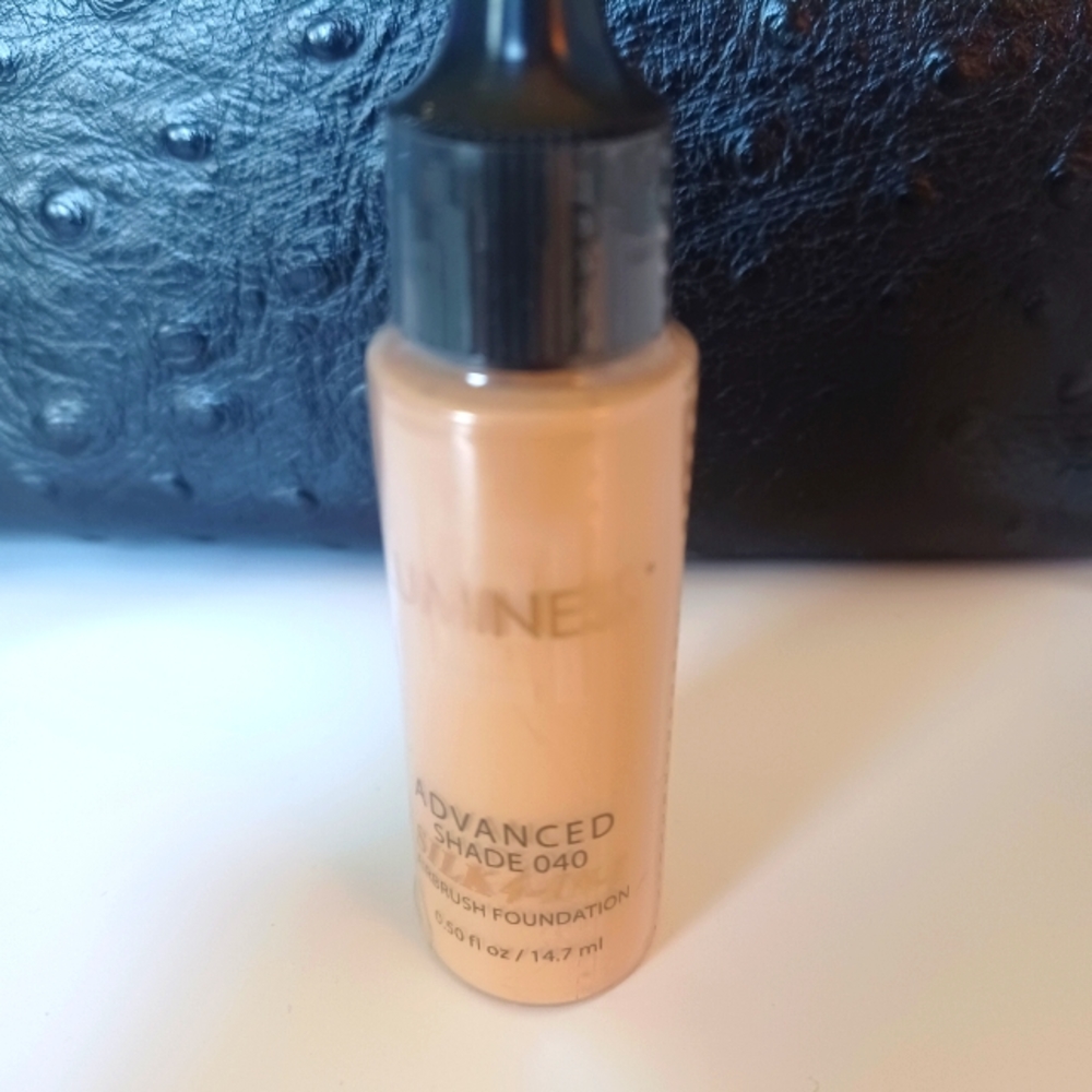 𝅺LUMINESS Advanced Shade 040 Silk 4-In-1 Airbrush Foundation
